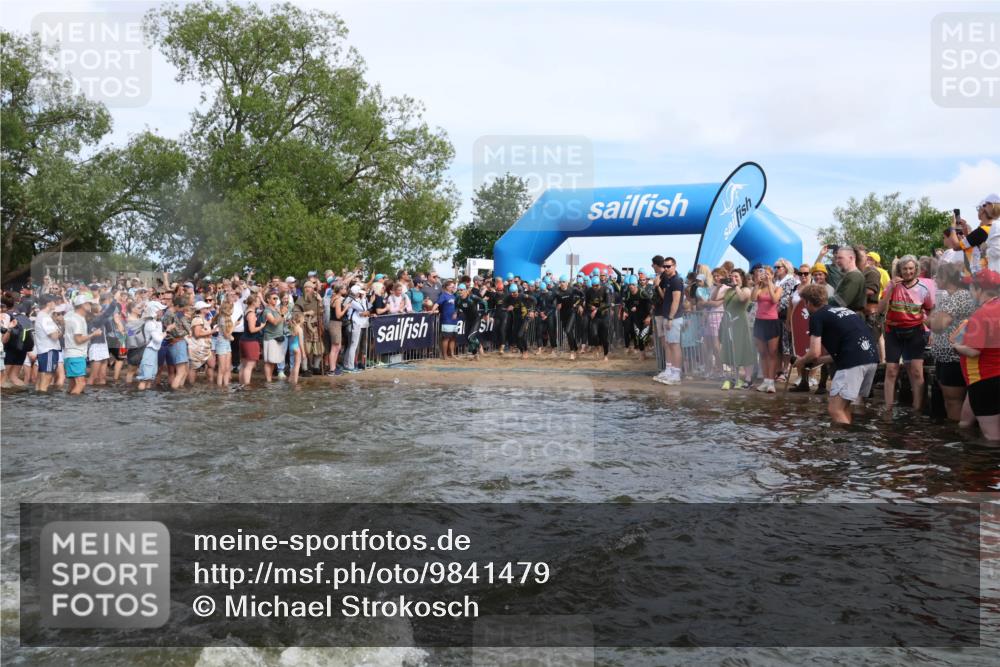 21.06.2026 - Viking Triathlon Michael Strokosch http://msf.ph/oto/9841479 21.06.2026 10:00:41 Schwimmen 25, 31, 46, 104, 176, 334, 371, 422, 426, 441, 453, 474, 548, 620, 626 meine-sportfotos.de