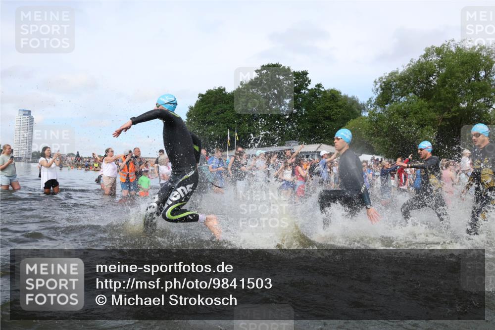 21.06.2026 - Viking Triathlon Michael Strokosch http://msf.ph/oto/9841503 21.06.2026 10:00:45 Schwimmen 46, 104, 119, 176, 371, 426, 441, 453, 466, 548, 565, 569, 620, 626, 643 meine-sportfotos.de