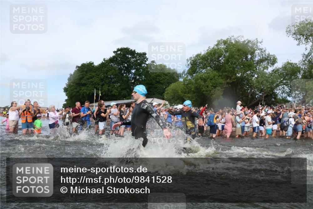 21.06.2026 - Viking Triathlon Michael Strokosch http://msf.ph/oto/9841528 21.06.2026 10:00:49 Schwimmen 27, 42, 46, 74, 98, 119, 176, 218, 371, 426, 441, 466, 565, 569, 643 meine-sportfotos.de