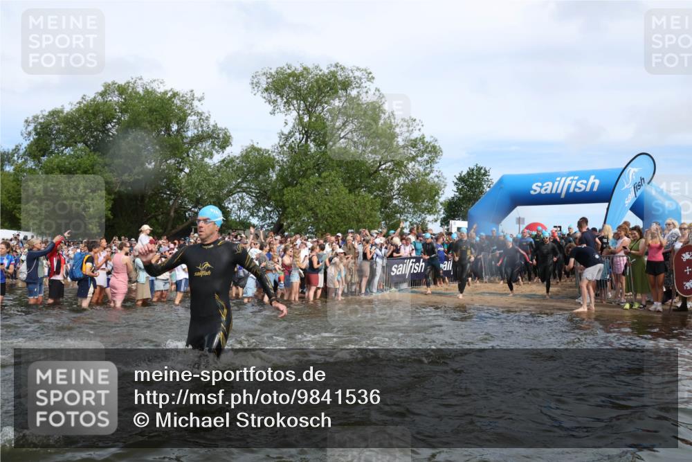 21.06.2026 - Viking Triathlon Michael Strokosch http://msf.ph/oto/9841536 21.06.2026 10:00:51 Schwimmen 27, 42, 46, 74, 98, 119, 176, 218, 371, 426, 441, 466, 565, 569, 643 meine-sportfotos.de