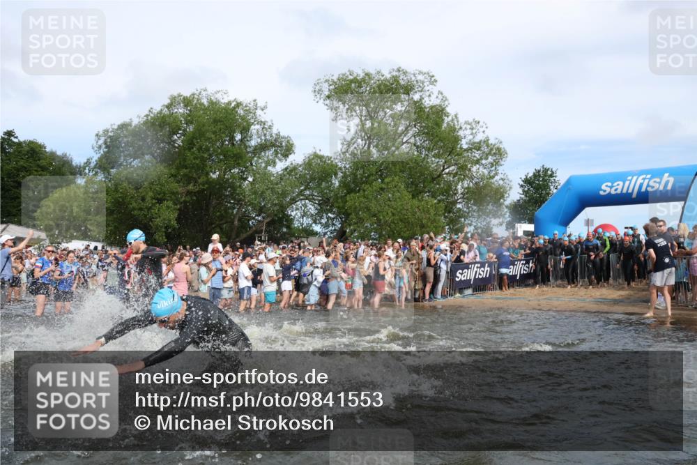 21.06.2026 - Viking Triathlon Michael Strokosch http://msf.ph/oto/9841553 21.06.2026 10:00:54 Schwimmen 17, 27, 42, 74, 98, 119, 176, 218, 371, 441, 454, 466, 506, 565, 569, 623, 640, 643 meine-sportfotos.de