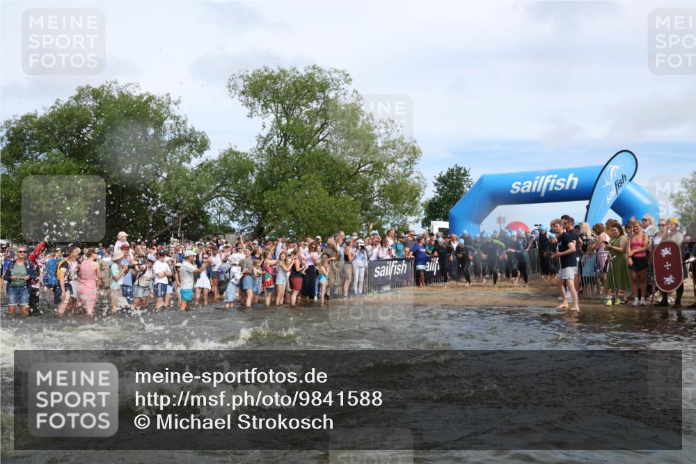 21.06.2026 - Viking Triathlon Michael Strokosch http://msf.ph/oto/9841588 21.06.2026 10:01:00 Schwimmen 14, 17, 27, 42, 74, 98, 180, 218, 249, 337, 454, 506, 527, 623, 640 meine-sportfotos.de