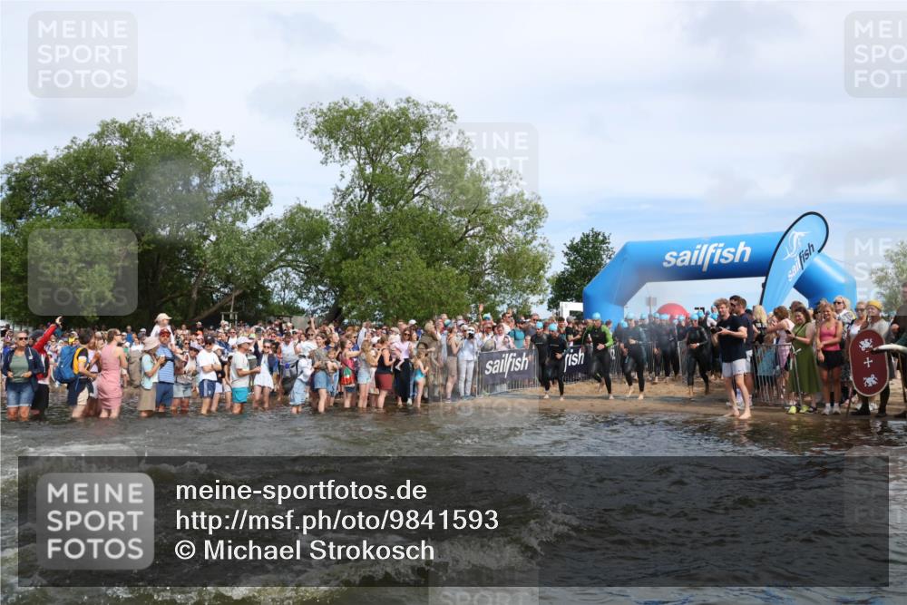 21.06.2026 - Viking Triathlon Michael Strokosch http://msf.ph/oto/9841593 21.06.2026 10:01:00 Schwimmen 14, 17, 27, 42, 74, 98, 180, 218, 249, 337, 454, 506, 527, 623, 640 meine-sportfotos.de