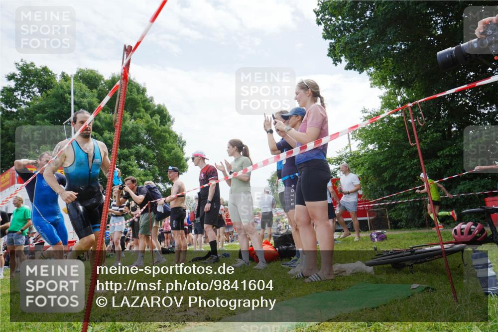 21.06.2026 - 29. Vierlanden-Triathlon LAZAROV Photography http://msf.ph/oto/9841604 21.06.2026 12:58:21 Schwimmen 1026, 1032, 1053, 1063, 1092 meine-sportfotos.de