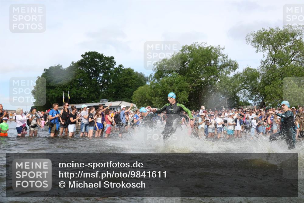 21.06.2026 - Viking Triathlon Michael Strokosch http://msf.ph/oto/9841611 21.06.2026 10:01:03 Schwimmen 5, 14, 17, 74, 169, 180, 218, 249, 270, 337, 342, 383, 454, 506, 527, 623, 640 meine-sportfotos.de