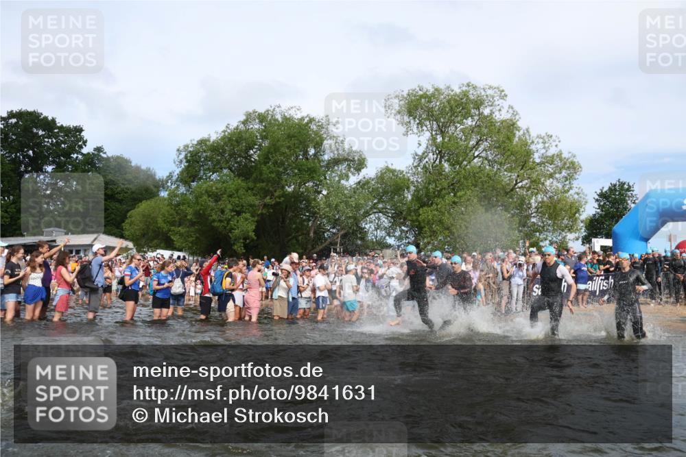 21.06.2026 - Viking Triathlon Michael Strokosch http://msf.ph/oto/9841631 21.06.2026 10:01:07 Schwimmen 5, 14, 17, 169, 180, 249, 270, 337, 342, 383, 454, 506, 527, 623, 640 meine-sportfotos.de