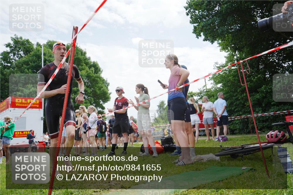 21.06.2026 - 29. Vierlanden-Triathlon LAZAROV Photography http://msf.ph/oto/9841655 21.06.2026 12:59:40 Schwimmen 1058, 1069, 1086, 1088 meine-sportfotos.de