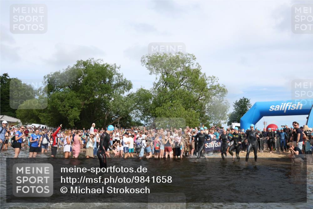 21.06.2026 - Viking Triathlon Michael Strokosch http://msf.ph/oto/9841658 21.06.2026 10:01:12 Schwimmen 5, 14, 65, 89, 169, 180, 249, 270, 280, 337, 342, 383, 447, 486, 527 meine-sportfotos.de
