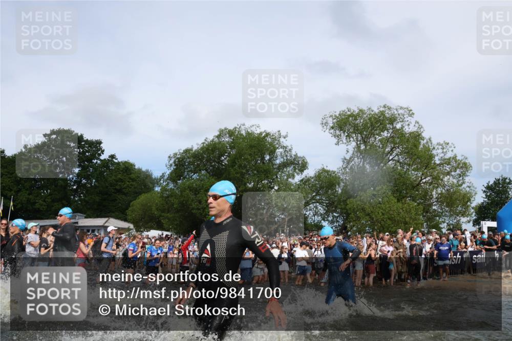 21.06.2026 - Viking Triathlon Michael Strokosch http://msf.ph/oto/9841700 21.06.2026 10:01:20 Schwimmen 18, 28, 51, 65, 89, 114, 131, 145, 242, 271, 280, 447, 486, 500, 665 meine-sportfotos.de