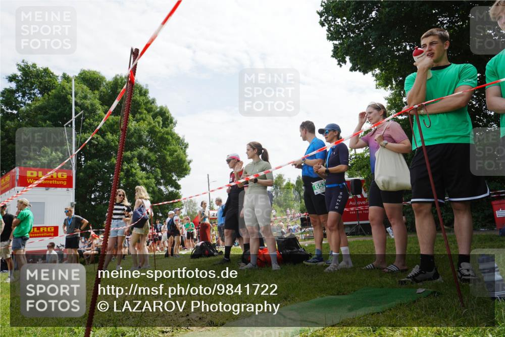 21.06.2026 - 29. Vierlanden-Triathlon LAZAROV Photography http://msf.ph/oto/9841722 21.06.2026 13:07:05 Schwimmen  meine-sportfotos.de