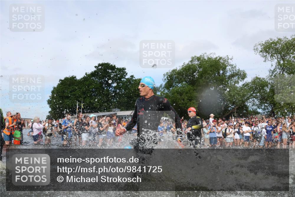 21.06.2026 - Viking Triathlon Michael Strokosch http://msf.ph/oto/9841725 21.06.2026 10:01:24 Schwimmen 13, 18, 26, 28, 51, 114, 131, 145, 242, 271, 300, 500, 568, 576, 665 meine-sportfotos.de