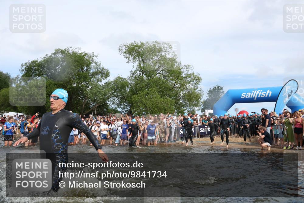 21.06.2026 - Viking Triathlon Michael Strokosch http://msf.ph/oto/9841734 21.06.2026 10:01:26 Schwimmen 13, 18, 26, 28, 51, 114, 131, 145, 242, 271, 300, 500, 568, 576, 665 meine-sportfotos.de