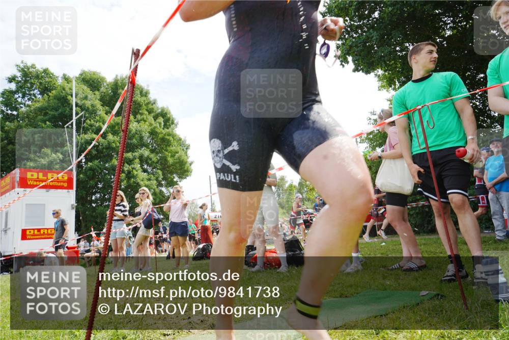 21.06.2026 - 29. Vierlanden-Triathlon LAZAROV Photography http://msf.ph/oto/9841738 21.06.2026 13:07:42 Schwimmen 1116 meine-sportfotos.de