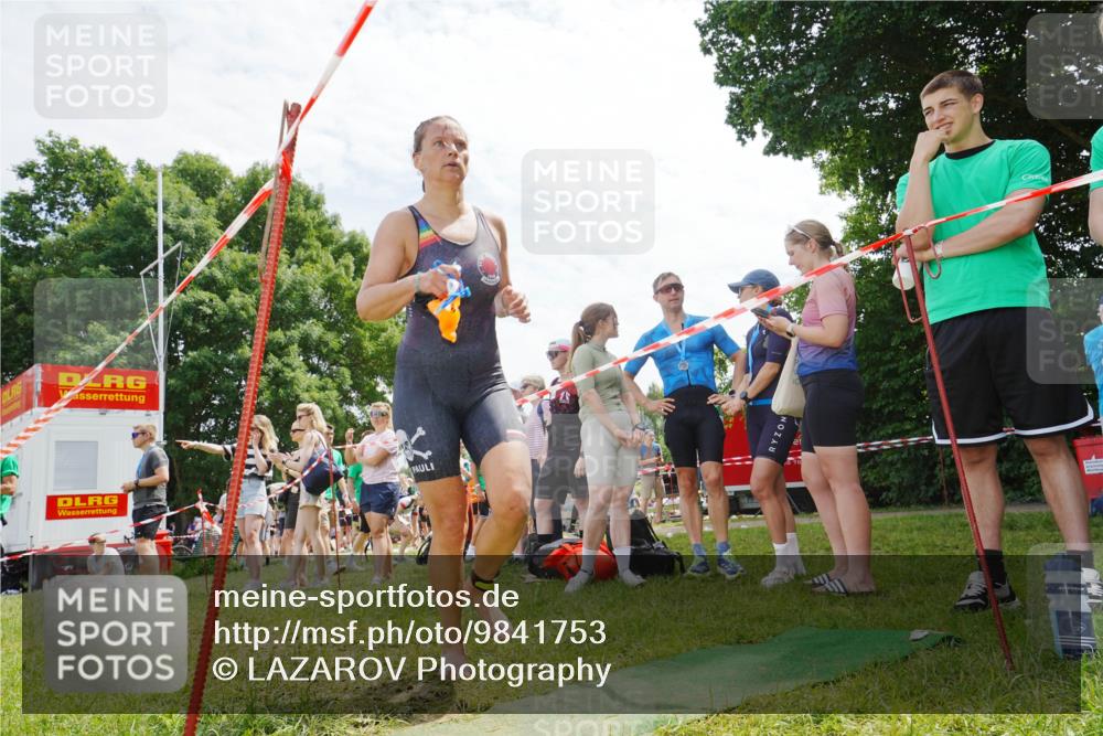 21.06.2026 - 29. Vierlanden-Triathlon LAZAROV Photography http://msf.ph/oto/9841753 21.06.2026 13:09:19 Schwimmen 1114 meine-sportfotos.de