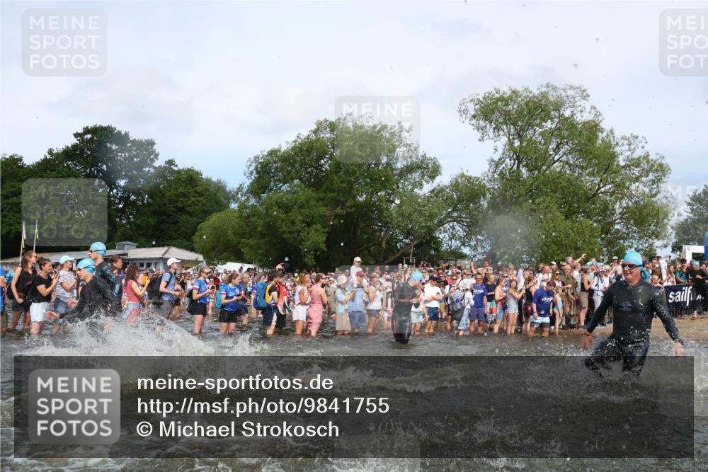21.06.2026 - Viking Triathlon Michael Strokosch http://msf.ph/oto/9841755 21.06.2026 10:01:30 Schwimmen 13, 26, 28, 51, 62, 145, 300, 311, 359, 500, 551, 568, 576, 627, 665 meine-sportfotos.de