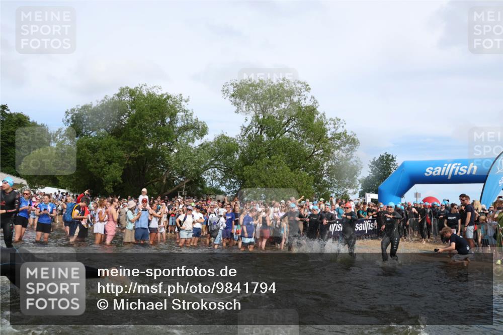 21.06.2026 - Viking Triathlon Michael Strokosch http://msf.ph/oto/9841794 21.06.2026 10:01:37 Schwimmen 13, 26, 62, 109, 113, 161, 278, 300, 311, 359, 551, 568, 576, 627, 633 meine-sportfotos.de