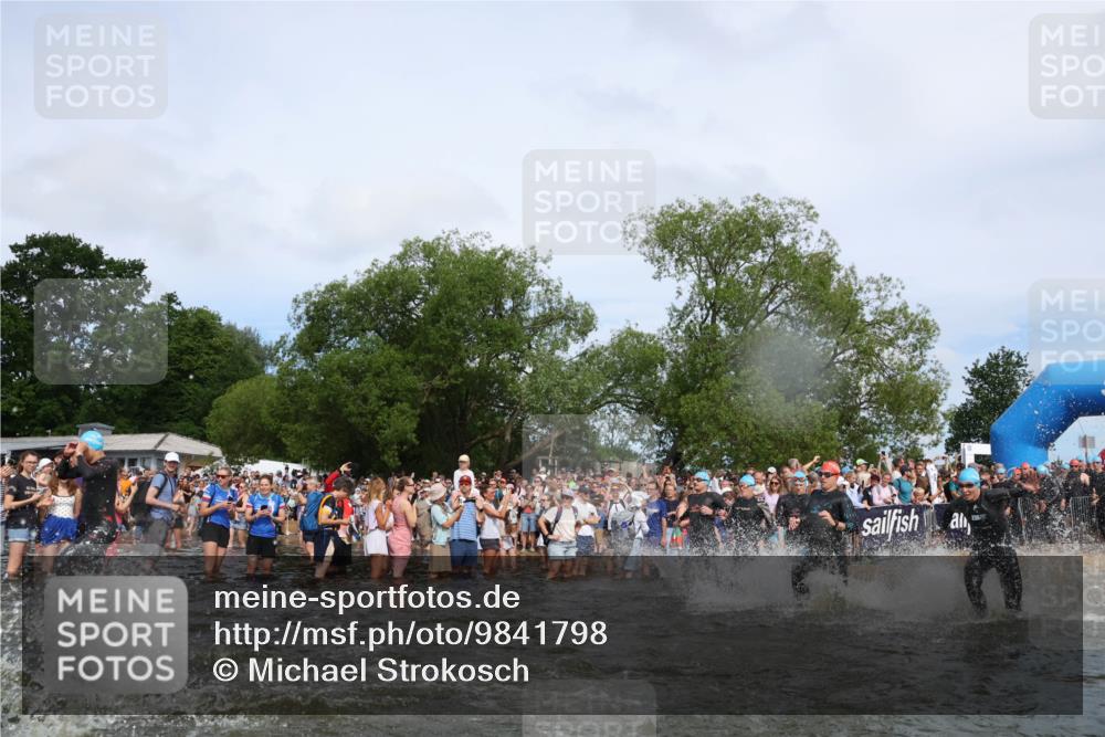 21.06.2026 - Viking Triathlon Michael Strokosch http://msf.ph/oto/9841798 21.06.2026 10:01:37 Schwimmen 13, 26, 62, 109, 113, 161, 278, 300, 311, 359, 551, 568, 576, 627, 633 meine-sportfotos.de