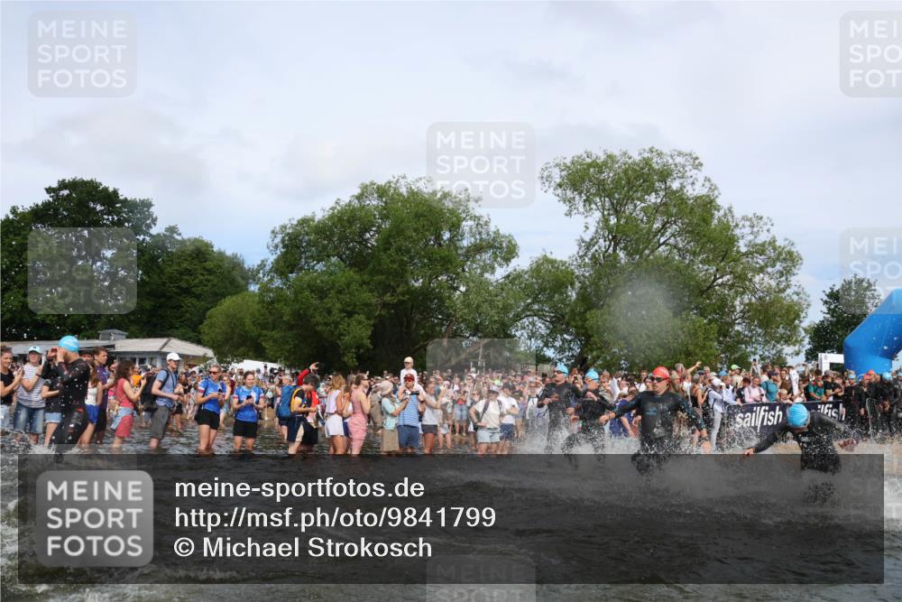 21.06.2026 - Viking Triathlon Michael Strokosch http://msf.ph/oto/9841799 21.06.2026 10:01:38 Schwimmen 13, 38, 62, 109, 113, 161, 278, 300, 311, 359, 432, 551, 627, 633 meine-sportfotos.de
