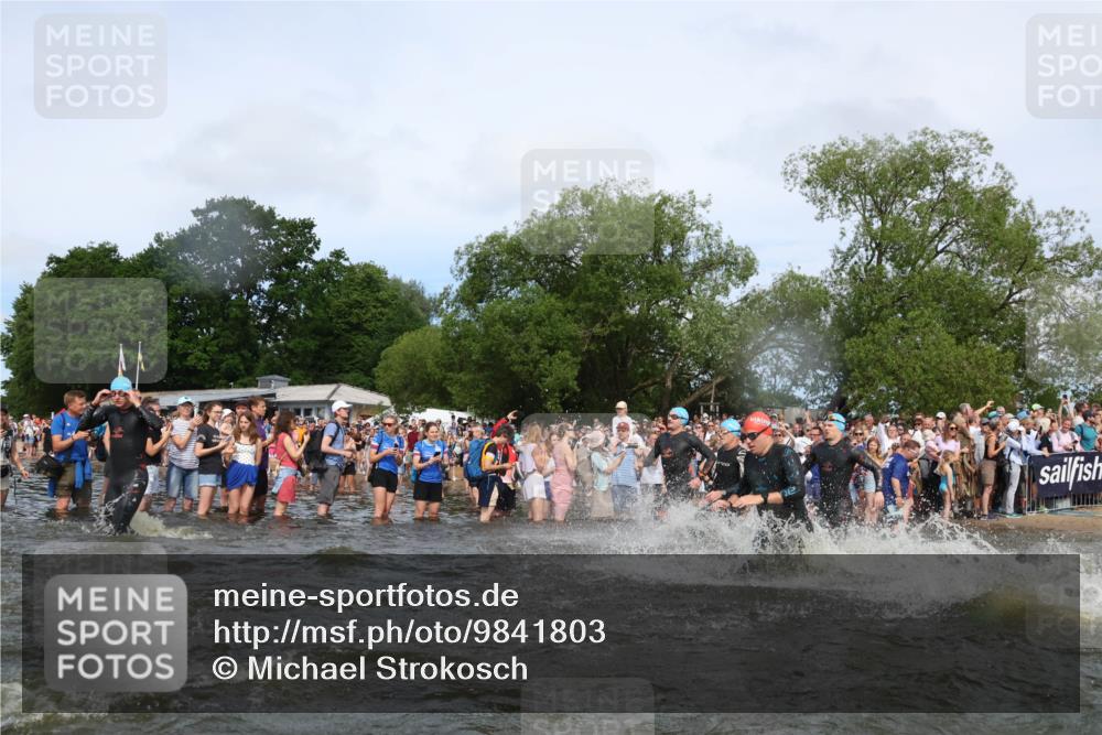 21.06.2026 - Viking Triathlon Michael Strokosch http://msf.ph/oto/9841803 21.06.2026 10:01:38 Schwimmen 13, 38, 62, 109, 113, 161, 278, 300, 311, 359, 432, 551, 627, 633 meine-sportfotos.de