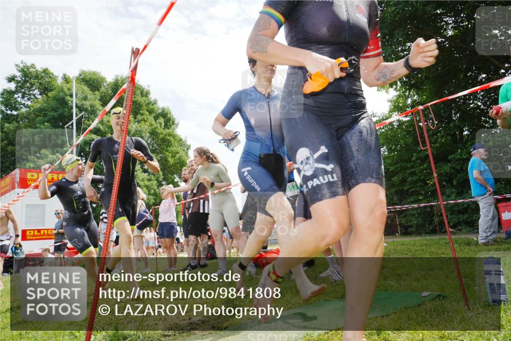 21.06.2026 - 29. Vierlanden-Triathlon LAZAROV Photography http://msf.ph/oto/9841808 21.06.2026 13:11:42 Schwimmen 1122, 1128, 1150, 1156, 1164, 1166 meine-sportfotos.de