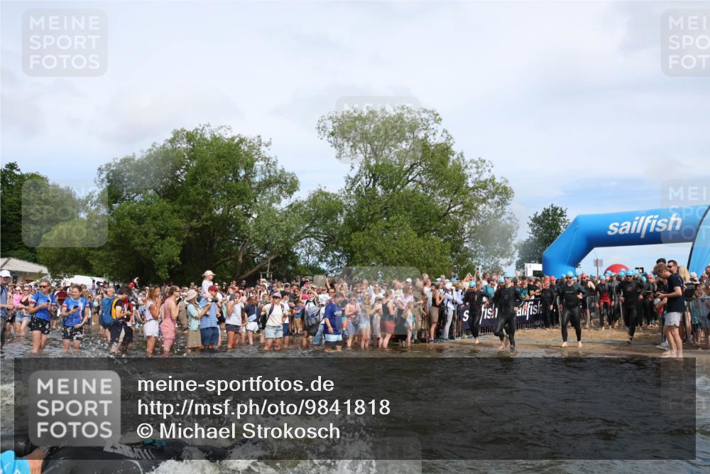 21.06.2026 - Viking Triathlon Michael Strokosch http://msf.ph/oto/9841818 21.06.2026 10:01:41 Schwimmen 38, 62, 109, 113, 161, 194, 278, 285, 311, 332, 359, 432, 551, 627, 633 meine-sportfotos.de