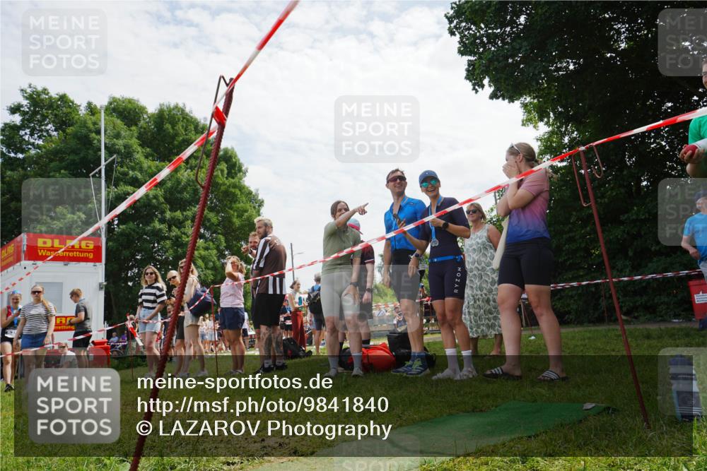 21.06.2026 - 29. Vierlanden-Triathlon LAZAROV Photography http://msf.ph/oto/9841840 21.06.2026 13:11:47 Schwimmen 1128, 1136, 1146, 1150, 1156, 1166 meine-sportfotos.de