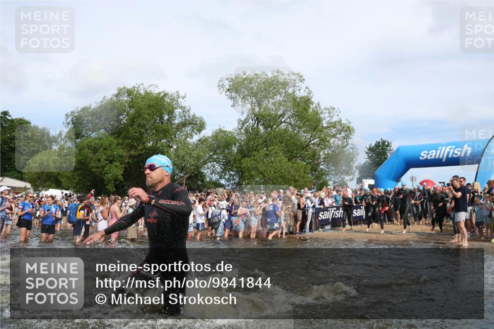 21.06.2026 - Viking Triathlon Michael Strokosch http://msf.ph/oto/9841844 21.06.2026 10:01:46 Schwimmen 38, 109, 113, 161, 194, 278, 285, 332, 343, 391, 432, 543, 621, 633, 644 meine-sportfotos.de