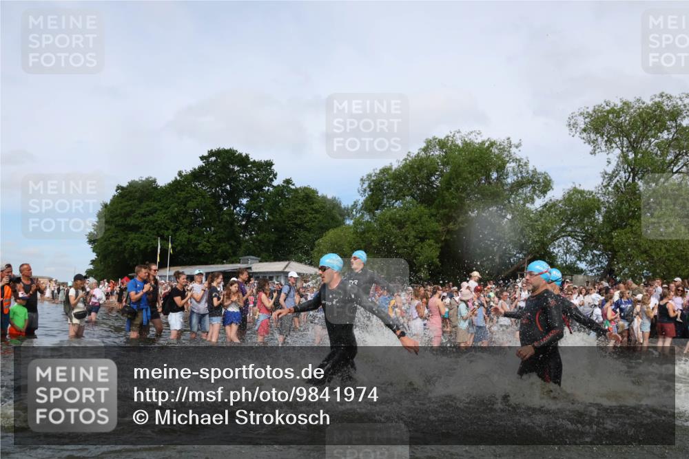 21.06.2026 - Viking Triathlon Michael Strokosch http://msf.ph/oto/9841974 21.06.2026 10:02:09 Schwimmen 43, 90, 102, 152, 154, 226, 410, 438, 446, 501, 524, 536, 537, 625, 660 meine-sportfotos.de