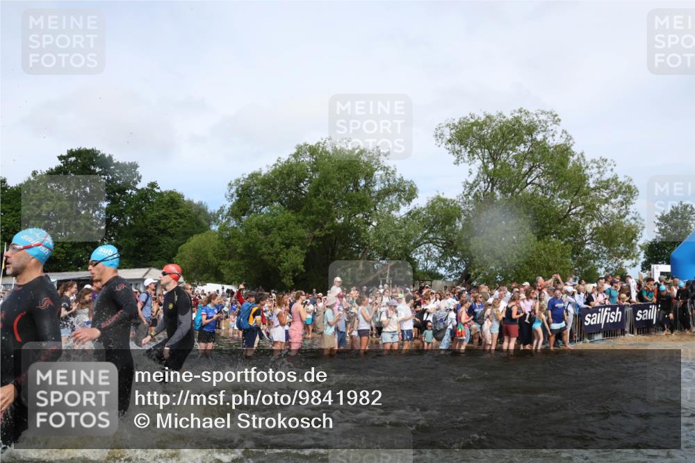 21.06.2026 - Viking Triathlon Michael Strokosch http://msf.ph/oto/9841982 21.06.2026 10:02:10 Schwimmen 43, 90, 102, 152, 154, 226, 410, 438, 446, 501, 524, 536, 537, 625, 660 meine-sportfotos.de