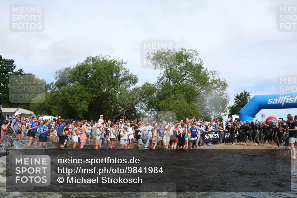 21.06.2026 - Viking Triathlon Michael Strokosch http://msf.ph/oto/9841984 21.06.2026 10:02:10 Schwimmen 43, 90, 102, 152, 154, 226, 410, 438, 446, 501, 524, 536, 537, 625, 660 meine-sportfotos.de
