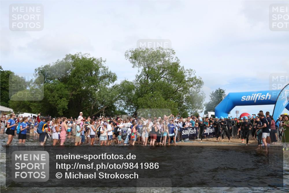 21.06.2026 - Viking Triathlon Michael Strokosch http://msf.ph/oto/9841986 21.06.2026 10:02:11 Schwimmen 43, 90, 102, 152, 154, 226, 410, 438, 446, 501, 524, 536, 537, 625, 660 meine-sportfotos.de