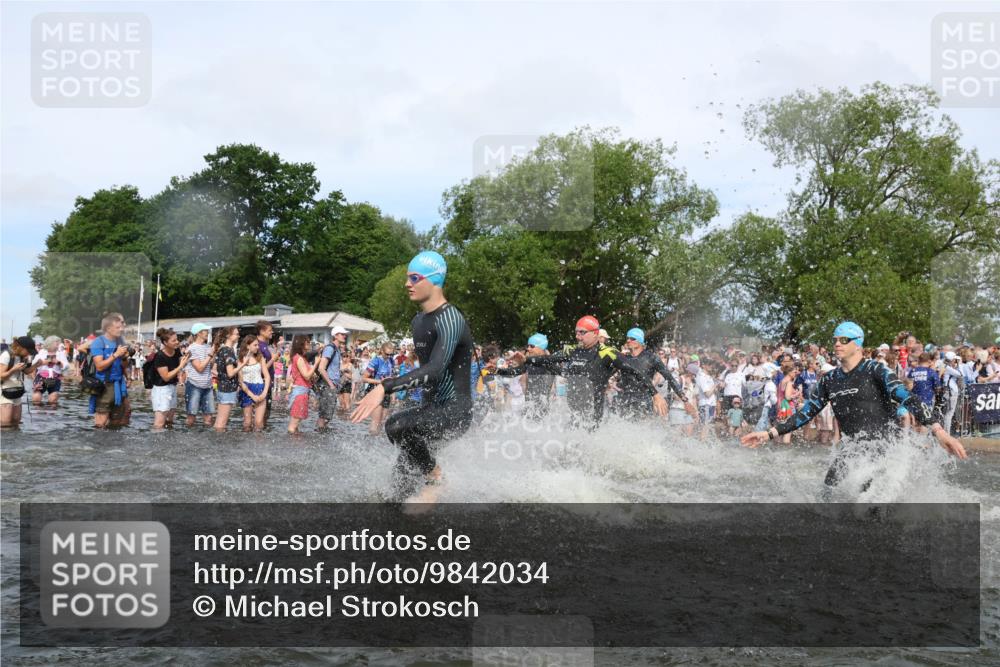 21.06.2026 - Viking Triathlon Michael Strokosch http://msf.ph/oto/9842034 21.06.2026 10:02:19 Schwimmen 47, 87, 102, 136, 142, 152, 255, 360, 392, 430, 438, 490, 536, 537, 655 meine-sportfotos.de