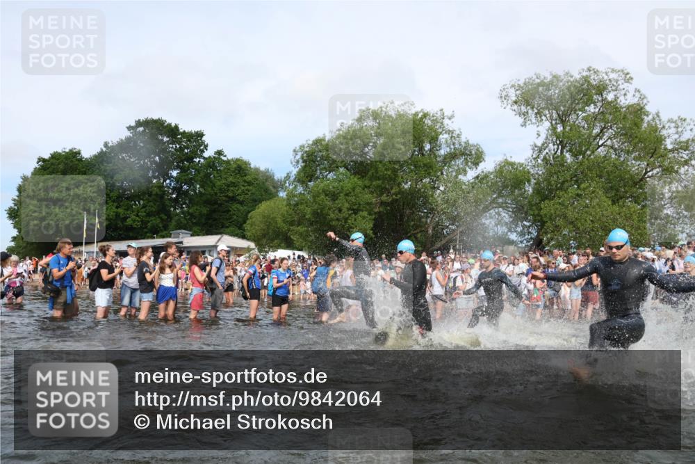 21.06.2026 - Viking Triathlon Michael Strokosch http://msf.ph/oto/9842064 21.06.2026 10:02:24 Schwimmen 47, 87, 126, 136, 142, 220, 255, 360, 392, 430, 490, 604, 651, 655 meine-sportfotos.de