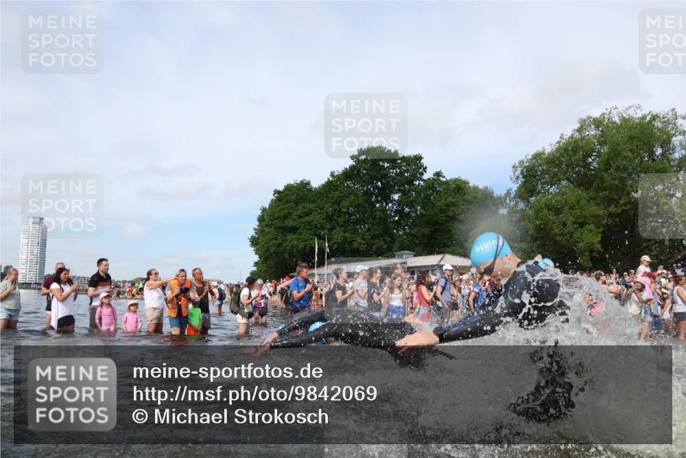 21.06.2026 - Viking Triathlon Michael Strokosch http://msf.ph/oto/9842069 21.06.2026 10:02:25 Schwimmen 47, 87, 126, 136, 142, 220, 255, 325, 360, 392, 430, 490, 604, 651, 655 meine-sportfotos.de