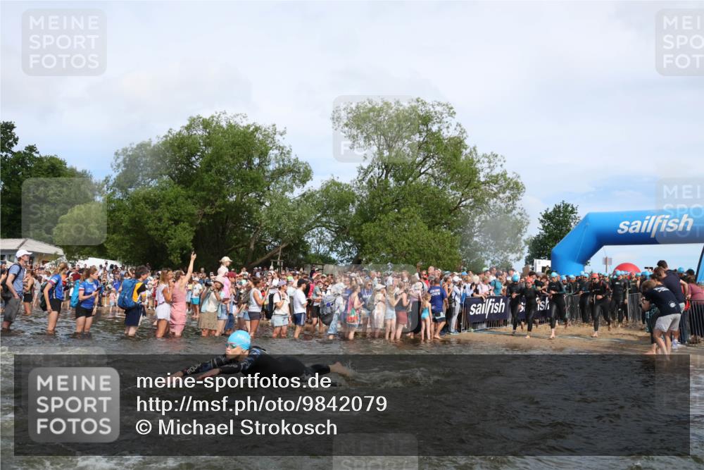 21.06.2026 - Viking Triathlon Michael Strokosch http://msf.ph/oto/9842079 21.06.2026 10:02:26 Schwimmen 47, 87, 126, 136, 142, 220, 255, 325, 360, 392, 430, 490, 604, 651, 655 meine-sportfotos.de