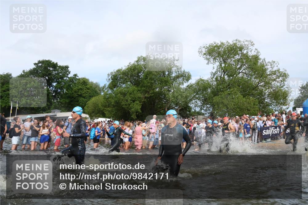 21.06.2026 - Viking Triathlon Michael Strokosch http://msf.ph/oto/9842171 21.06.2026 10:02:42 Schwimmen 16, 83, 99, 100, 186, 372, 386, 440, 462, 485, 513, 560, 579, 636, 653 meine-sportfotos.de