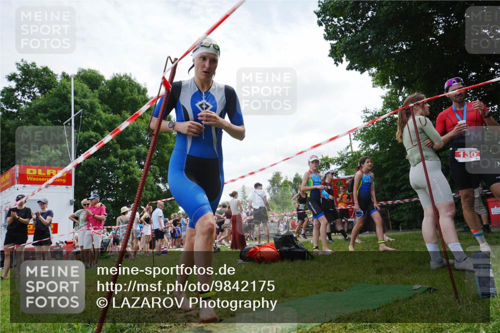 21.06.2026 - 29. Vierlanden-Triathlon LAZAROV Photography http://msf.ph/oto/9842175 21.06.2026 13:29:03 Schwimmen 1208 meine-sportfotos.de