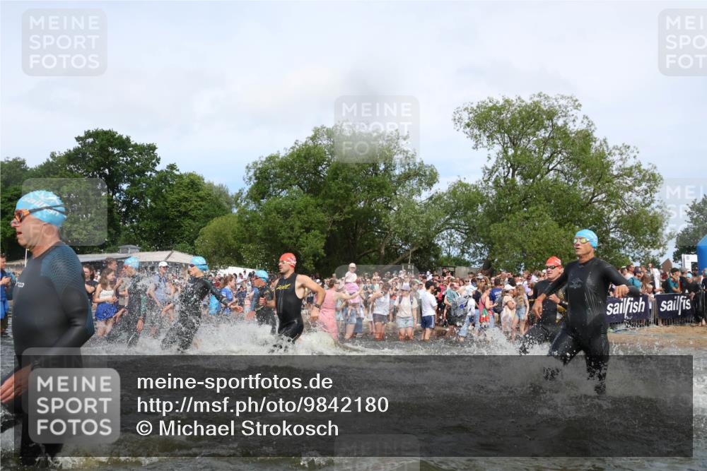 21.06.2026 - Viking Triathlon Michael Strokosch http://msf.ph/oto/9842180 21.06.2026 10:02:44 Schwimmen 16, 20, 73, 99, 171, 186, 315, 372, 386, 440, 462, 485, 553, 636, 653 meine-sportfotos.de