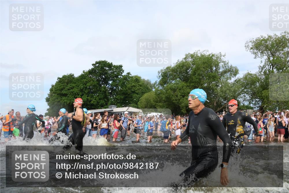 21.06.2026 - Viking Triathlon Michael Strokosch http://msf.ph/oto/9842187 21.06.2026 10:02:45 Schwimmen 16, 20, 73, 99, 171, 186, 315, 372, 386, 440, 462, 485, 553, 636, 653 meine-sportfotos.de