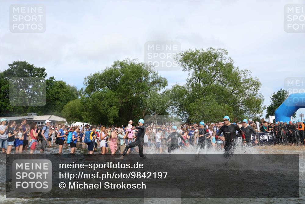 21.06.2026 - Viking Triathlon Michael Strokosch http://msf.ph/oto/9842197 21.06.2026 10:02:47 Schwimmen 16, 20, 73, 99, 171, 186, 315, 372, 386, 440, 462, 485, 553, 636, 653 meine-sportfotos.de