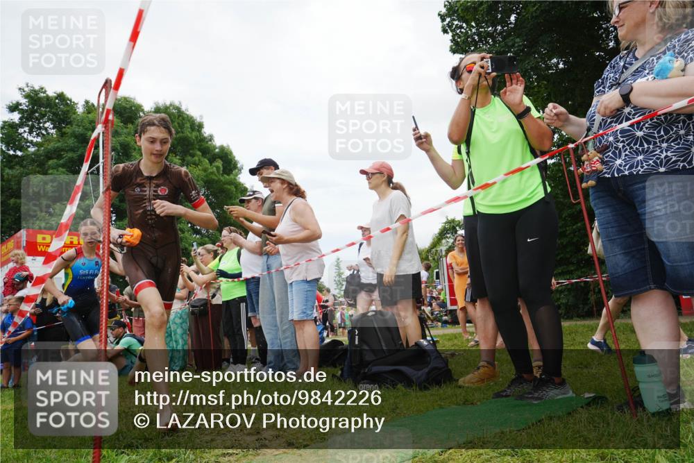 21.06.2026 - 29. Vierlanden-Triathlon LAZAROV Photography http://msf.ph/oto/9842226 21.06.2026 14:36:42 Schwimmen 1231, 1249, 1267, 1275, 1287, 1288 meine-sportfotos.de
