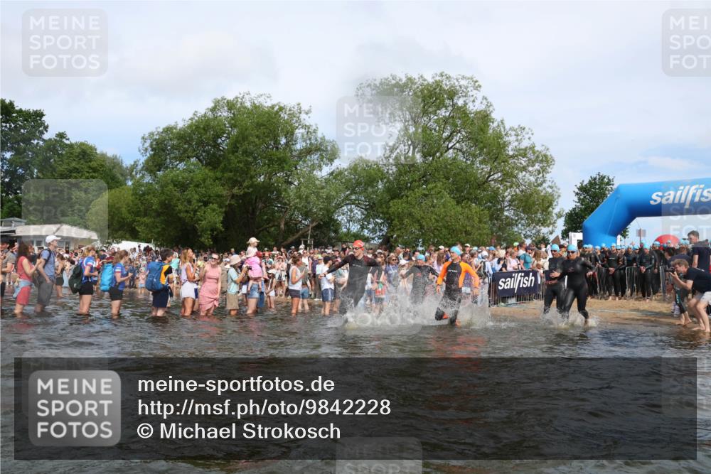 21.06.2026 - Viking Triathlon Michael Strokosch http://msf.ph/oto/9842228 21.06.2026 10:02:53 Schwimmen 20, 64, 73, 111, 171, 219, 315, 530, 553, 634 meine-sportfotos.de