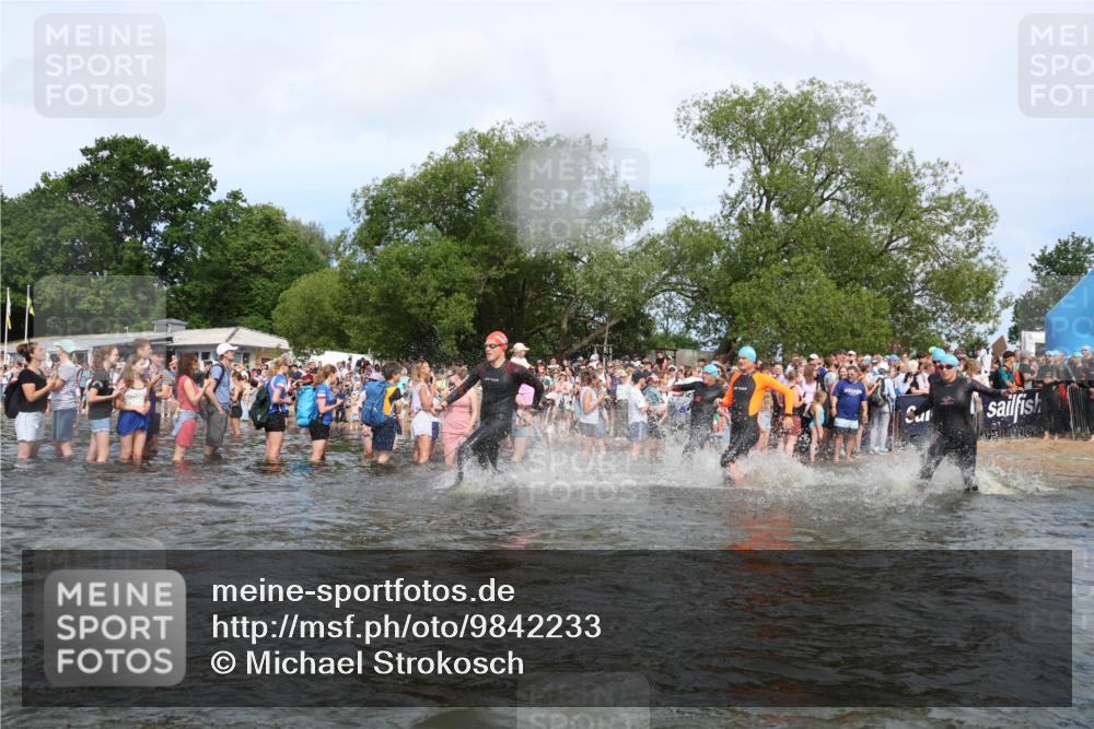 21.06.2026 - Viking Triathlon Michael Strokosch http://msf.ph/oto/9842233 21.06.2026 10:02:53 Schwimmen 20, 64, 73, 111, 171, 219, 315, 530, 553, 634 meine-sportfotos.de