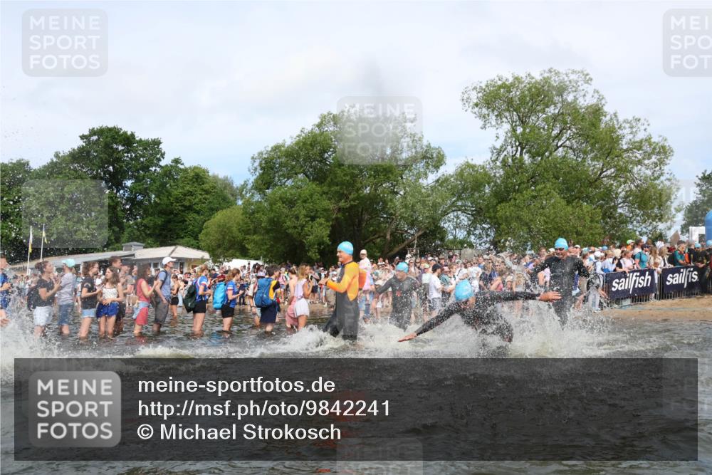 21.06.2026 - Viking Triathlon Michael Strokosch http://msf.ph/oto/9842241 21.06.2026 10:02:55 Schwimmen 20, 64, 73, 111, 171, 219, 233, 315, 395, 407, 475, 530, 546, 553, 634 meine-sportfotos.de