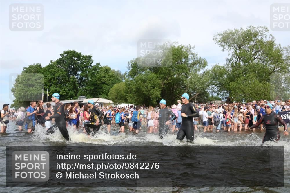 21.06.2026 - Viking Triathlon Michael Strokosch http://msf.ph/oto/9842276 21.06.2026 10:03:01 Schwimmen 64, 80, 82, 111, 199, 219, 233, 395, 407, 475, 530, 545, 546, 612, 634 meine-sportfotos.de