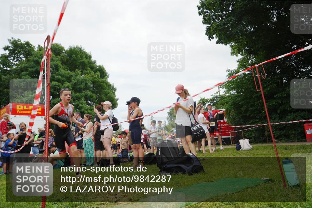 21.06.2026 - 29. Vierlanden-Triathlon LAZAROV Photography http://msf.ph/oto/9842287 21.06.2026 14:38:33 Schwimmen 1238, 1241, 1242, 1243, 1244, 1259, 1261, 1277, 1292, 1294 meine-sportfotos.de