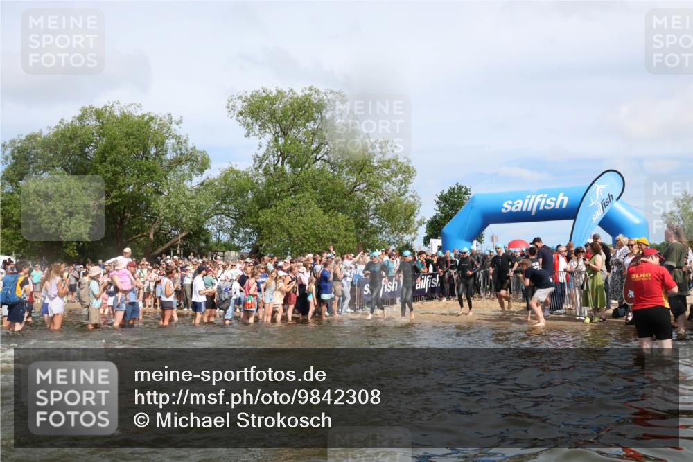 21.06.2026 - Viking Triathlon Michael Strokosch http://msf.ph/oto/9842308 21.06.2026 10:03:06 Schwimmen 49, 80, 82, 199, 200, 233, 348, 356, 395, 404, 407, 475, 545, 546, 612 meine-sportfotos.de