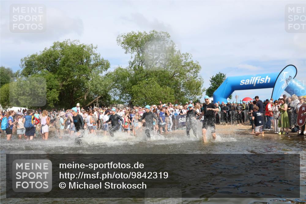 21.06.2026 - Viking Triathlon Michael Strokosch http://msf.ph/oto/9842319 21.06.2026 10:03:08 Schwimmen 49, 80, 82, 170, 199, 200, 208, 233, 348, 352, 356, 395, 404, 407, 475, 545, 546, 612 meine-sportfotos.de