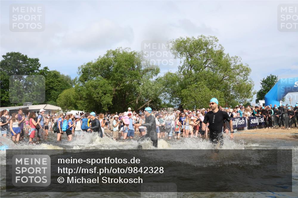 21.06.2026 - Viking Triathlon Michael Strokosch http://msf.ph/oto/9842328 21.06.2026 10:03:09 Schwimmen 49, 68, 80, 82, 170, 199, 200, 208, 348, 352, 356, 404, 467, 545, 612 meine-sportfotos.de