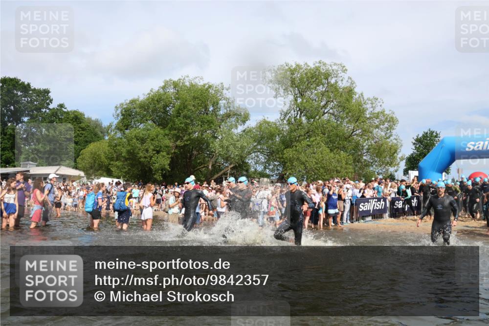 21.06.2026 - Viking Triathlon Michael Strokosch http://msf.ph/oto/9842357 21.06.2026 10:03:14 Schwimmen 49, 58, 68, 170, 200, 202, 208, 348, 352, 356, 404, 419, 455, 467, 487 meine-sportfotos.de